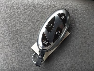 2024 Hyundai Elantra - Photo 15