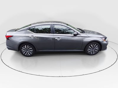 2024 Nissan Altima - Photo 8