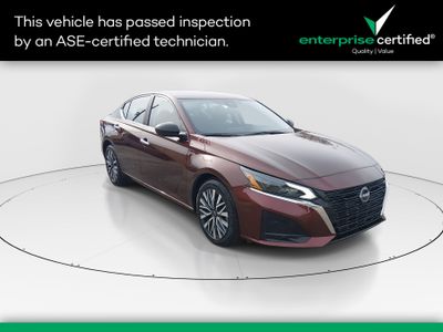 2025 Nissan Altima - Photo 1