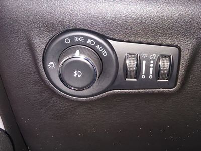 2023 Jeep Compass - Photo 13