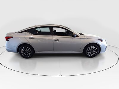 2024 Nissan Altima - Photo 8