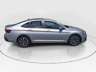 2024 Volkswagen Jetta - Photo 8