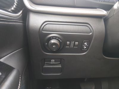 2023 Jeep Wagoneer L - Photo 13