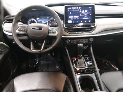 2024 Jeep Compass - Photo 12