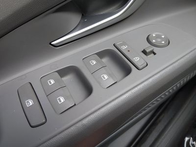 2024 Hyundai Elantra - Photo 21