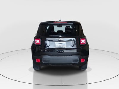 2023 Jeep Renegade - Photo 6