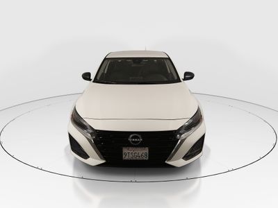 2025 Nissan Altima — side profile view