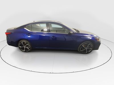 2024 Nissan Altima - Photo 8