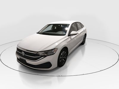 2024 Volkswagen Jetta - Photo 3