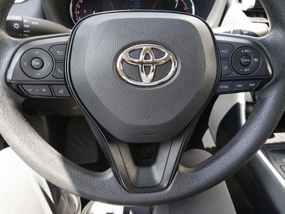 2023 Toyota RAV4 - Photo 12