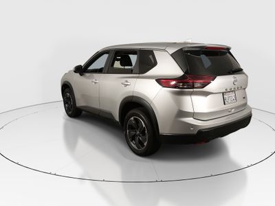 2024 Nissan Rogue - Photo 5