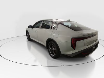 2025 Kia K4 - Photo 5