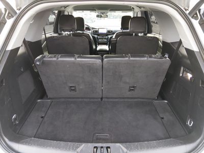 2023 Ford Explorer — photo 11 view