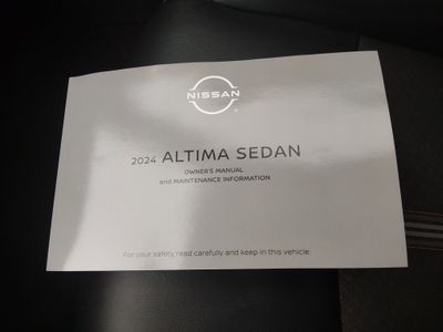 2024 Nissan Altima - Photo 18