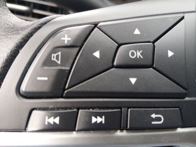 2025 Nissan Altima - Photo 12