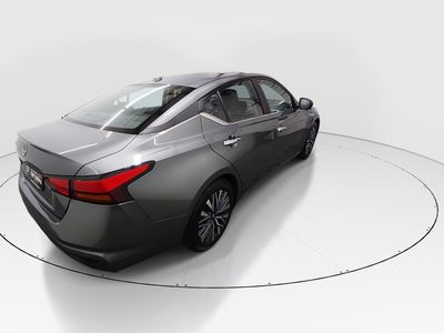 2025 Nissan Altima - Photo 7