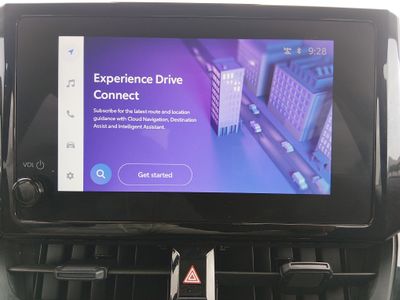 2025 Toyota Corolla - Photo 17