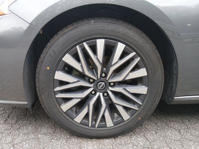 2024 Nissan Altima - Photo 10