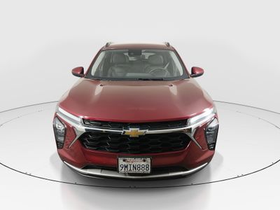 2024 Chevrolet Trax - Photo 2