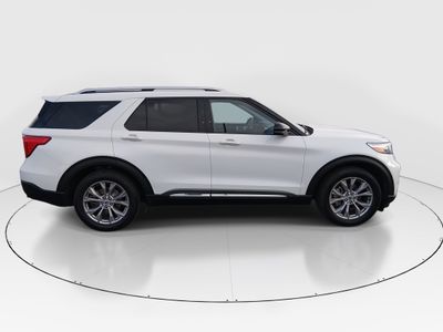 2023 Ford Explorer — photo 8 view