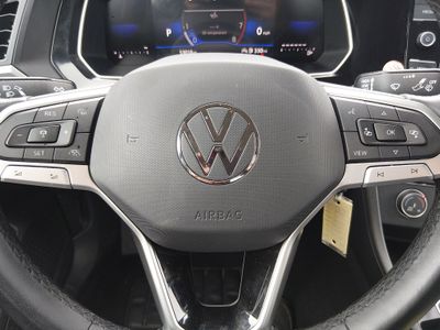 2024 Volkswagen Jetta - Photo 12