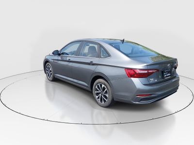 2024 Volkswagen Jetta - Photo 5