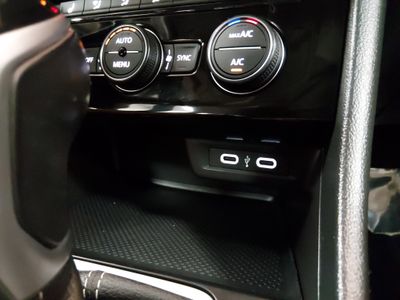 2024 Volkswagen Jetta - Photo 19