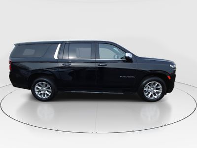 2024 Chevrolet Suburban - Photo 8