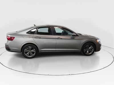 2024 Volkswagen Jetta - Photo 8
