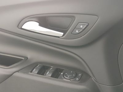 2024 Chevrolet Equinox - Photo 18