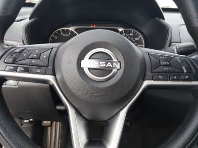 2025 Nissan Altima - Photo 12