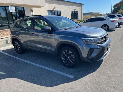 2024 Volkswagen Taos - Photo 4