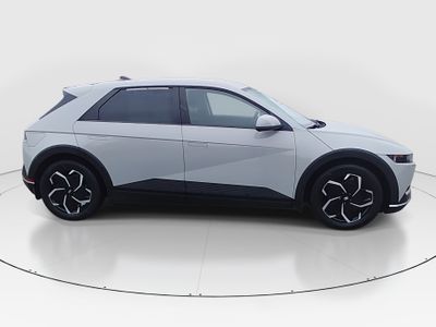 2024 Hyundai IONIQ 5 - Photo 8