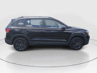 2024 Volkswagen Taos - Photo 8