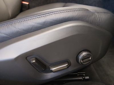 2024 Volvo S60 - Photo 26