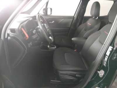 2023 Jeep Renegade - Photo 19