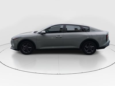 2025 Kia K4 - Photo 4
