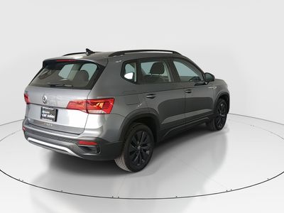 2024 Volkswagen Taos - Photo 7