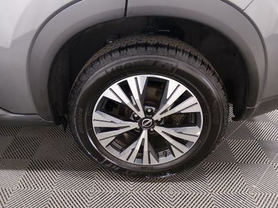 2023 Nissan Rogue — photo 10 view