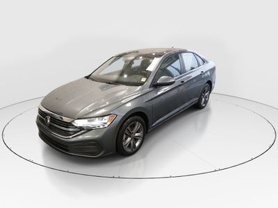 2024 Volkswagen Jetta - Photo 3