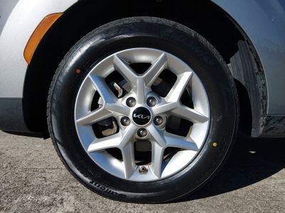 2025 Kia Soul - Photo 10