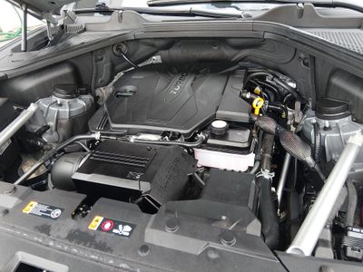 2025 Genesis GV80 — photo 9 view