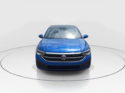 2024 Volkswagen Jetta - Photo 2
