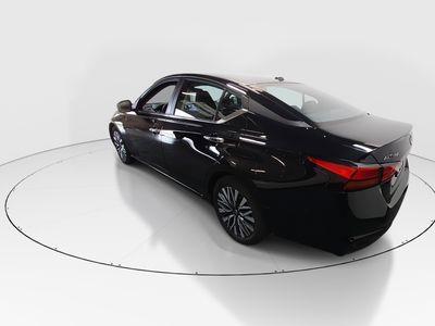 2025 Nissan Altima - Photo 5