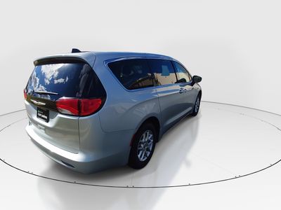 2023 Chrysler Voyager - Photo 7
