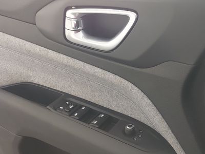 2024 Jeep Compass - Photo 17