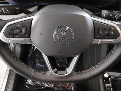 2024 Volkswagen Taos - Photo 12