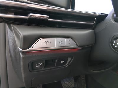 2025 Genesis GV80 — photo 13 view