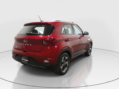 2025 Hyundai Venue - Photo 7
