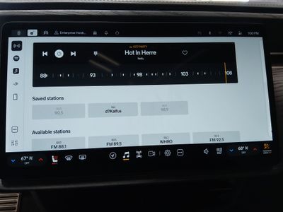 2023 Rivian R1S - Photo 21